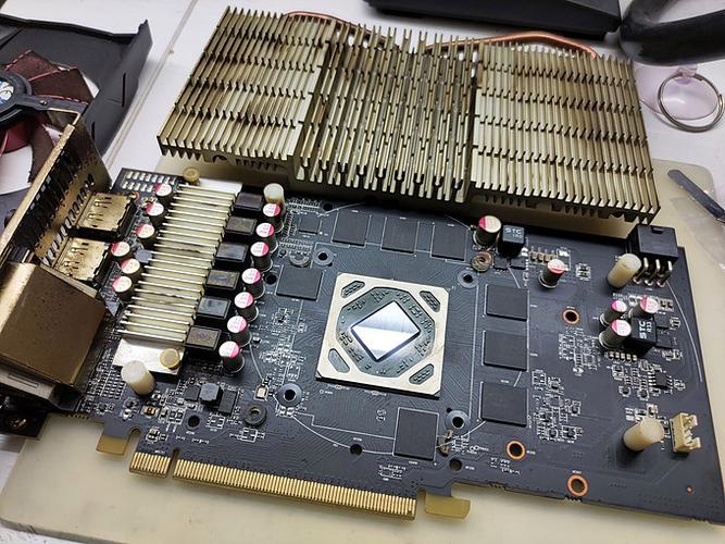 rx580掉驱动怎么办游戏截图
