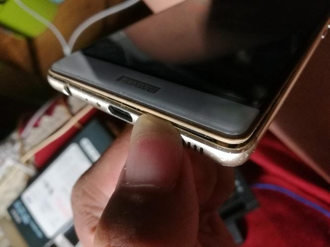 手机耳机插孔坏了修多少钱游戏截图